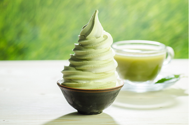 Green Tea & White Chocolate Swirl soft serve